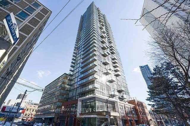 Property Photo: 75 St Nicholas Street 2507 ON M4Y 0A5