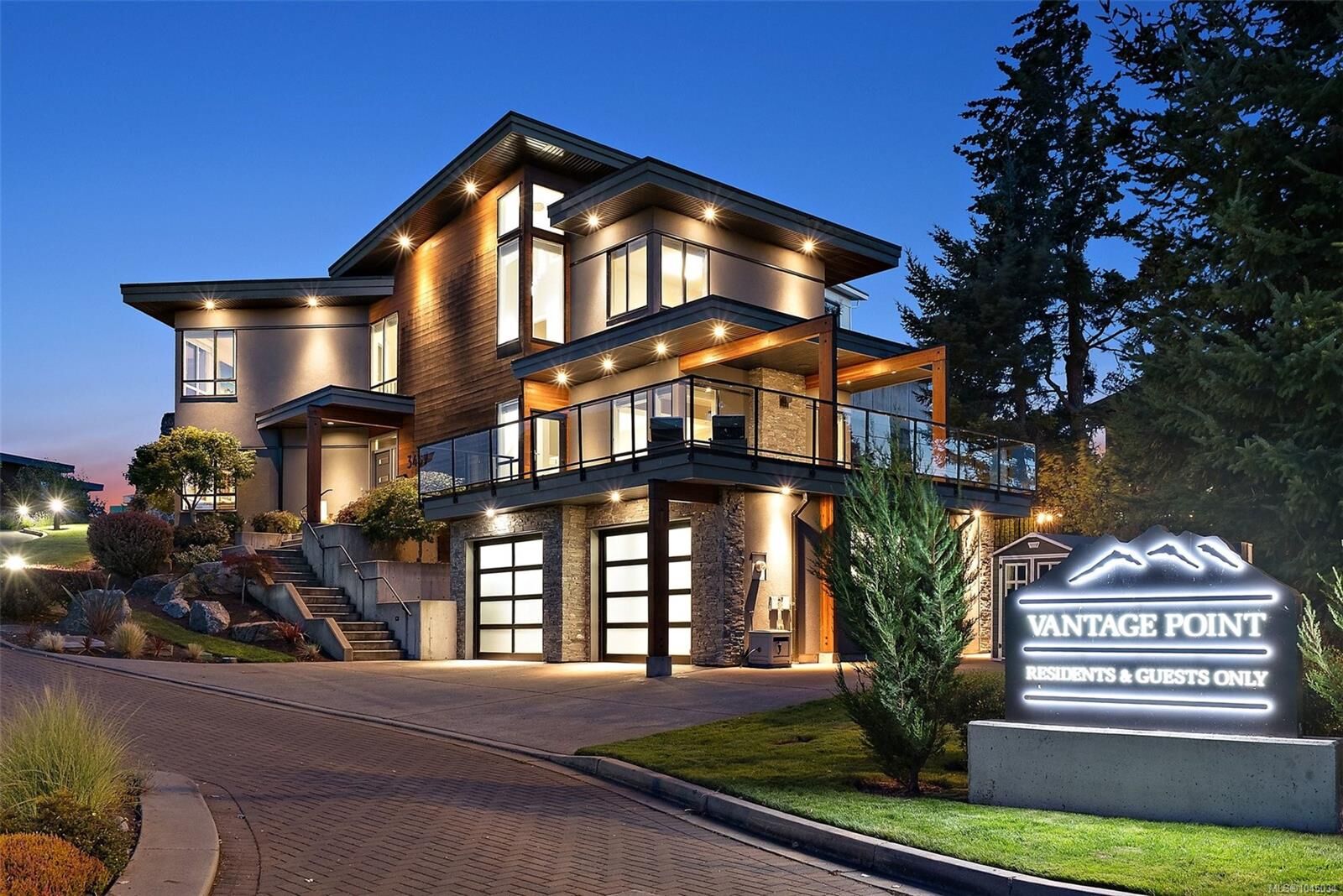 Property Photo:  3457 Vantage Pt  BC V9C 3N5 