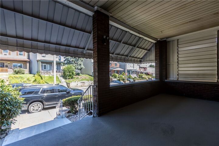 Property Photo:  1914 Chislett Street  PA 15206 