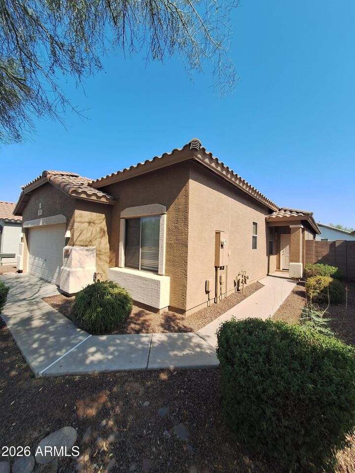 Property Photo: 12748 W Honeysuckle Street AZ 85340