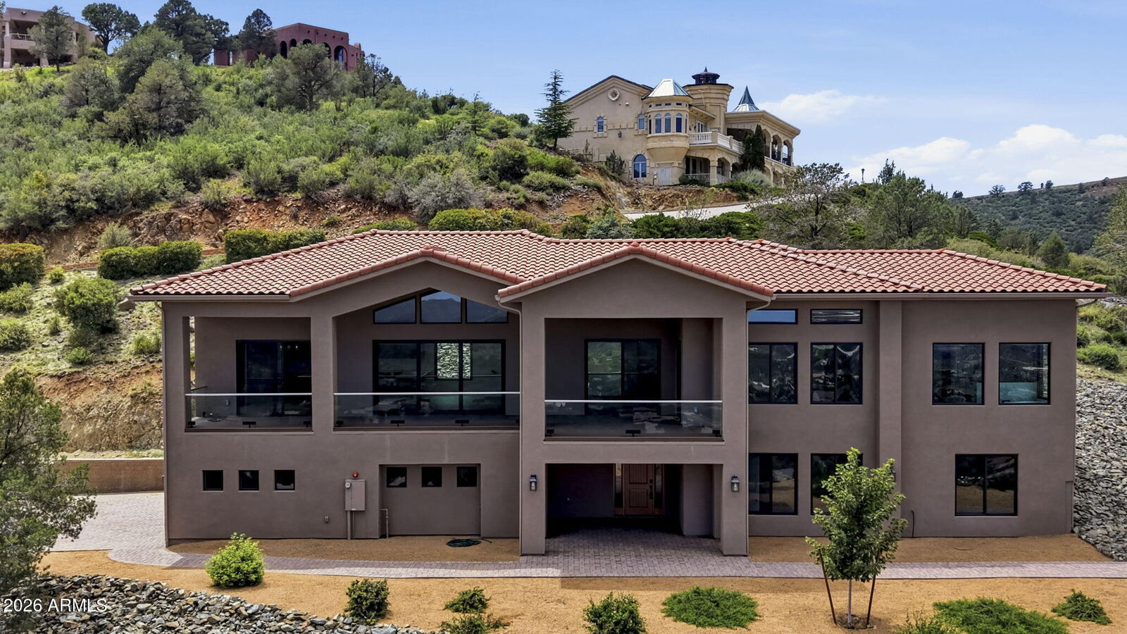 Property Photo: 703 W Lee Boulevard AZ 86303