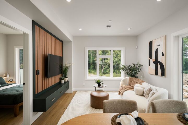 Photo de la propriété: 16900 18 Avenue 86 BC V3Z 9X3