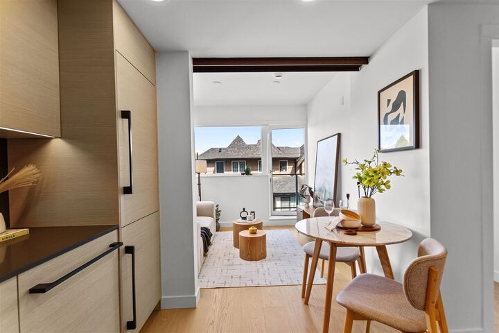 Property Photo: 8120 Oak Street 307 BC V6P 0N2