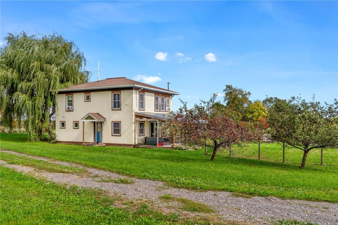 Property Photo:  429 Bostwick Road  NY 14850 