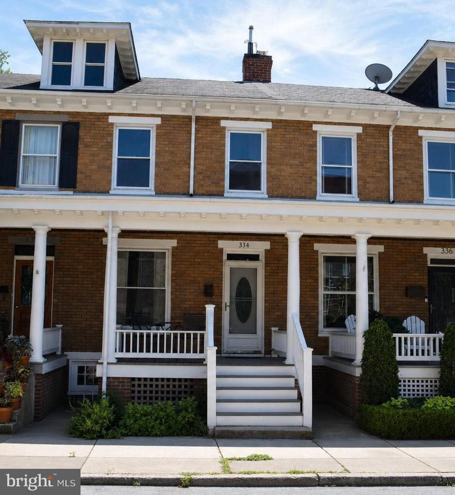 Property Photo:  334 Park Avenue  MD 21701 