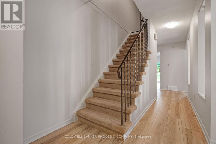 Property Photo: 6290 Fortune Drive ON K1C 2B1