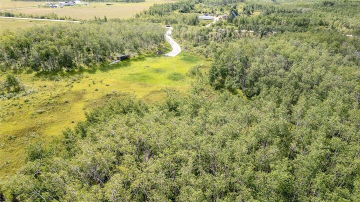 Property Photo:  41079 Mun 49 Road North  MB R5J 0A6 