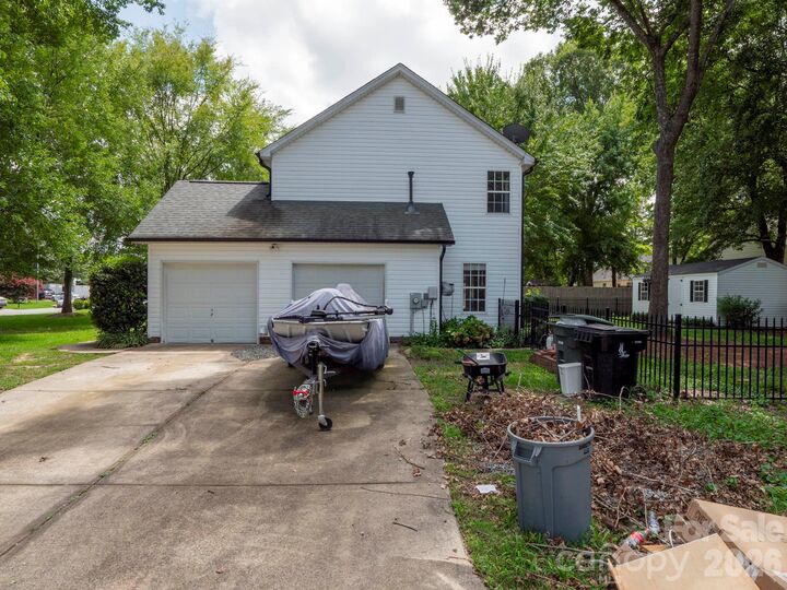 Property Photo:  3015 Queensdale Drive  NC 28110 