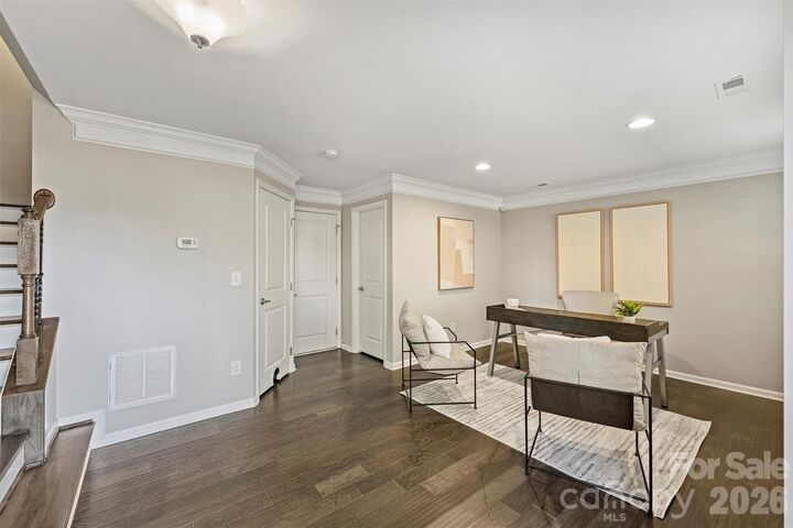 Property Photo:  1317 Queen Lyon Court  NC 28205 
