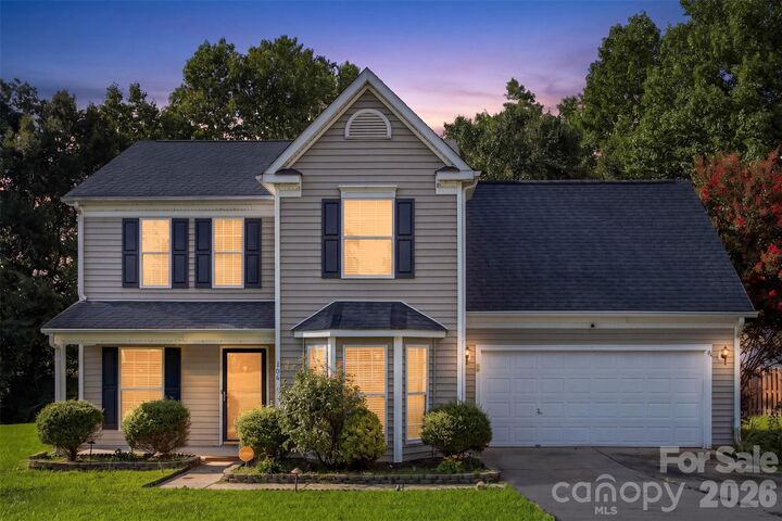 Property Photo: 109 Clairwood Drive NC 28120