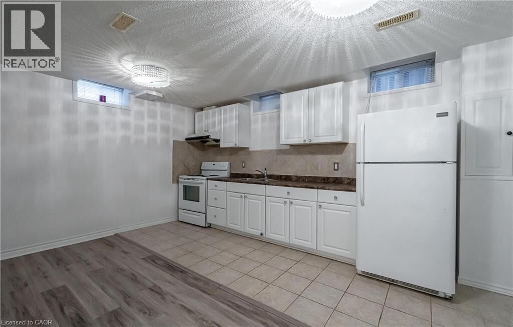 Property Photo: 30 Richview Drive 2 ON L9B 2V6