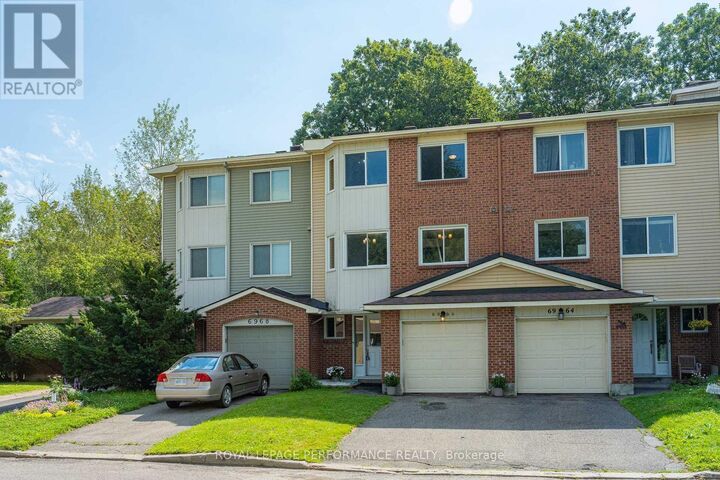 Property Photo: 6966 Bois Avenue ON K1C 5L5