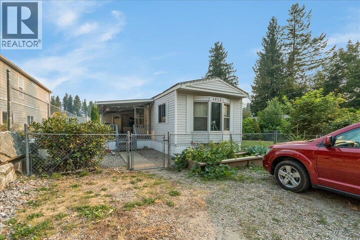 Property Photo: 1015 Garden Road BC V0G 2G1