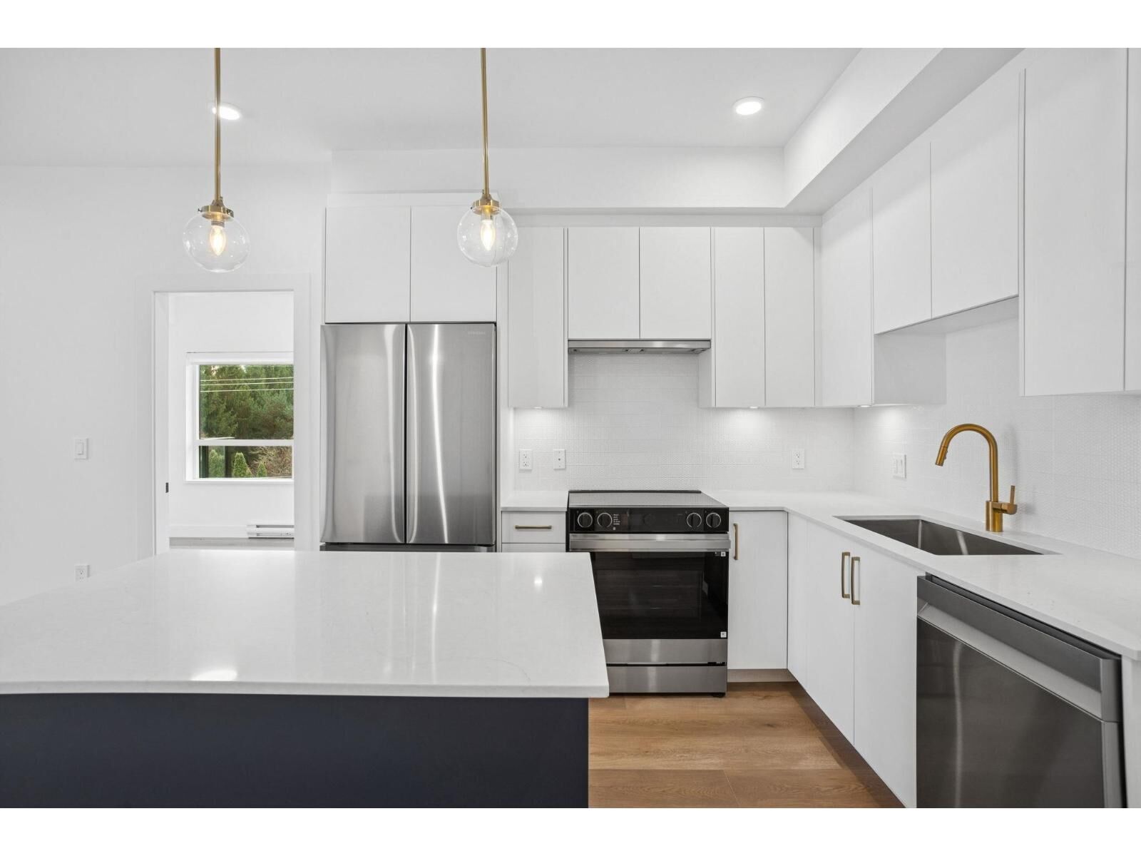 Property Photo:  20286 72B Avenue 305  BC V2Y 1T2 