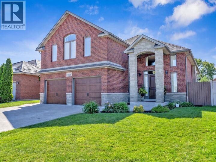 Property Photo: 3939 Wildwood Drive ON N8R 2L4