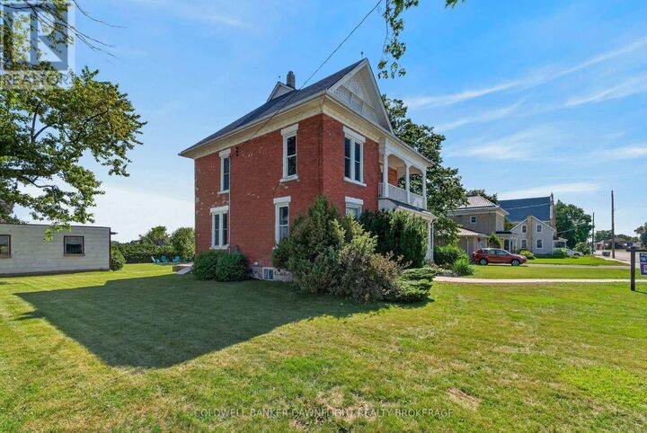 Property Photo:  117 Main Street East  ON N0M 1N0 