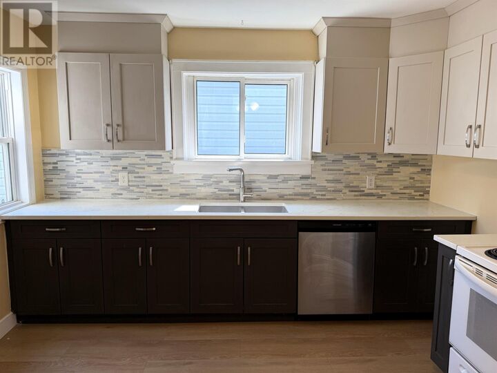 Property Photo: 519 McTavish St ON P7C 3C4