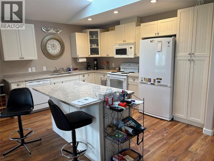 Property Photo:  312 Arbutus Street 16  BC V0E 1M0 