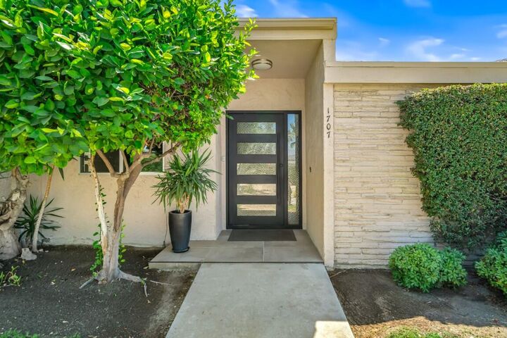 Property Photo:  72213 El Paseo, #1707  CA 92260 