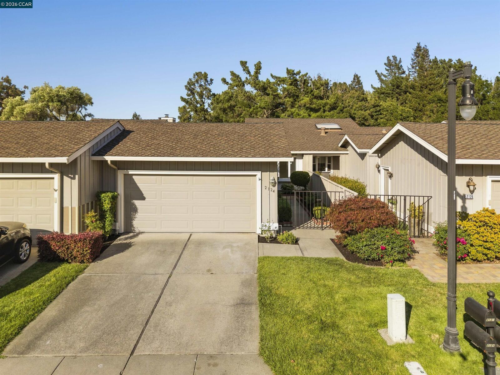 Property Photo:  2124 Presidio Ct  CA 94526 