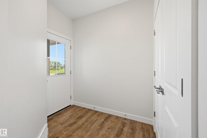 Property Photo: 911 18 Avenue NW AB T6T 2X3