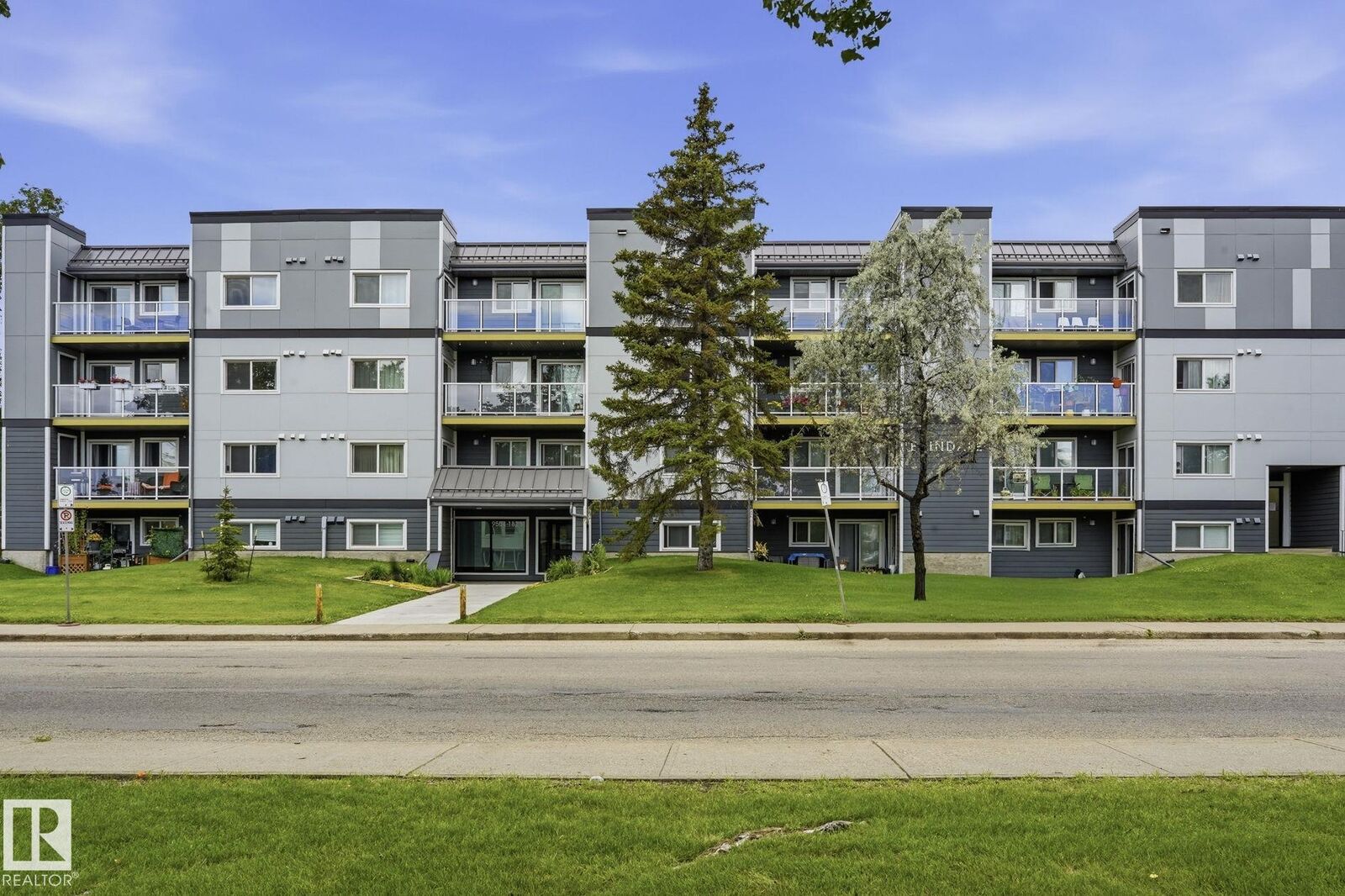 Property Photo: 9504 182 Street NW 416 AB T5T 3A7
