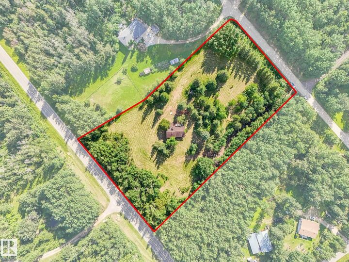Property Photo: 53104 Rge Road 13 7 AB T7Y 2T2