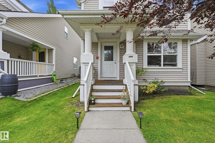 Property Photo:  1516 76 Street SW  AB T6X 1M3 