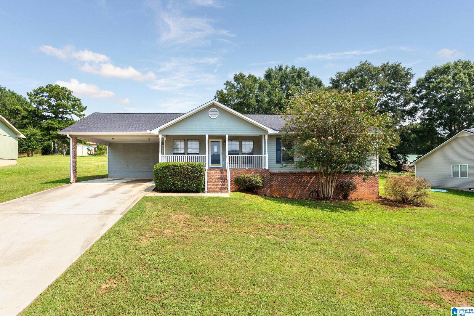 Property Photo: 27 Village Drive AL 36203