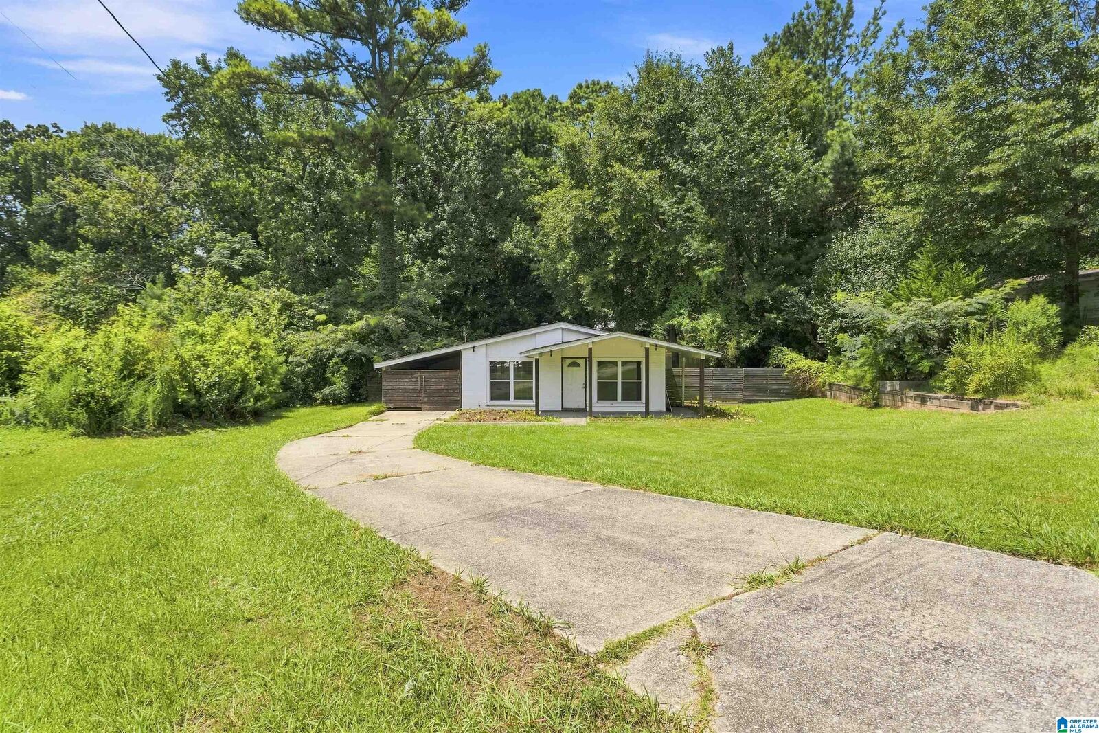 Property Photo:  3236 Warringwood Drive  AL 35216 