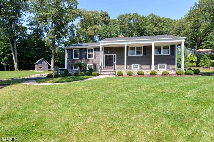 Property Photo:  769 Hickory Hill Rd  NJ 07481 