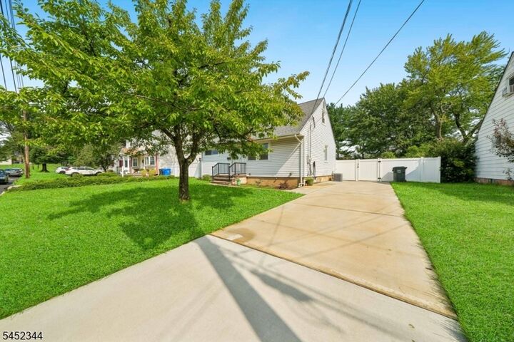 Property Photo:  23 W Henry Pl  NJ 08830 
