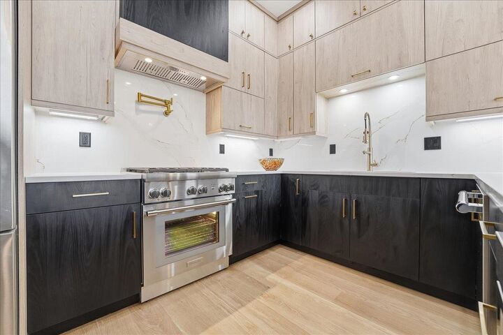 Property Photo:  134 Hancock Ave 201  NJ 07307 