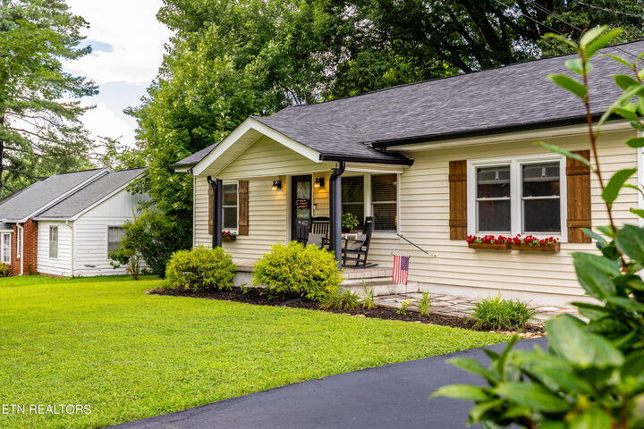 Property Photo: 412 Dogwood Drive TN 37804
