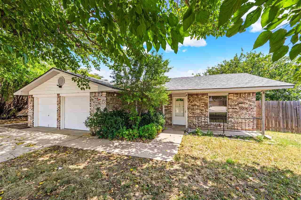 Property Photo: 1833 NW Crosby Park Cir OK 73538