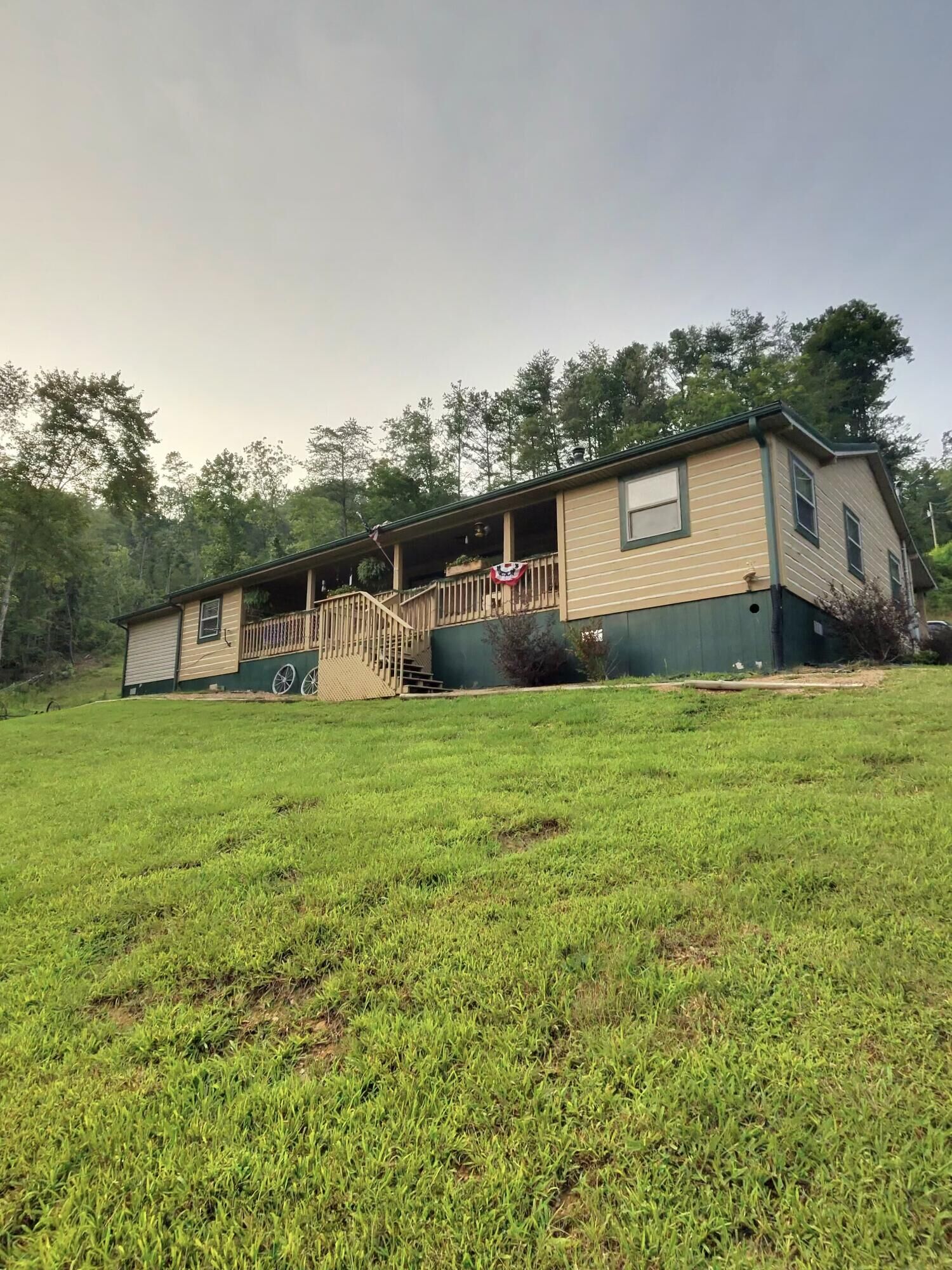 Property Photo:  3500 Poor Valley Rd Road  TN 37861 