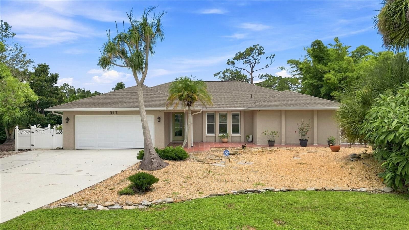 Property Photo: 317 Salvador Drive FL 33983