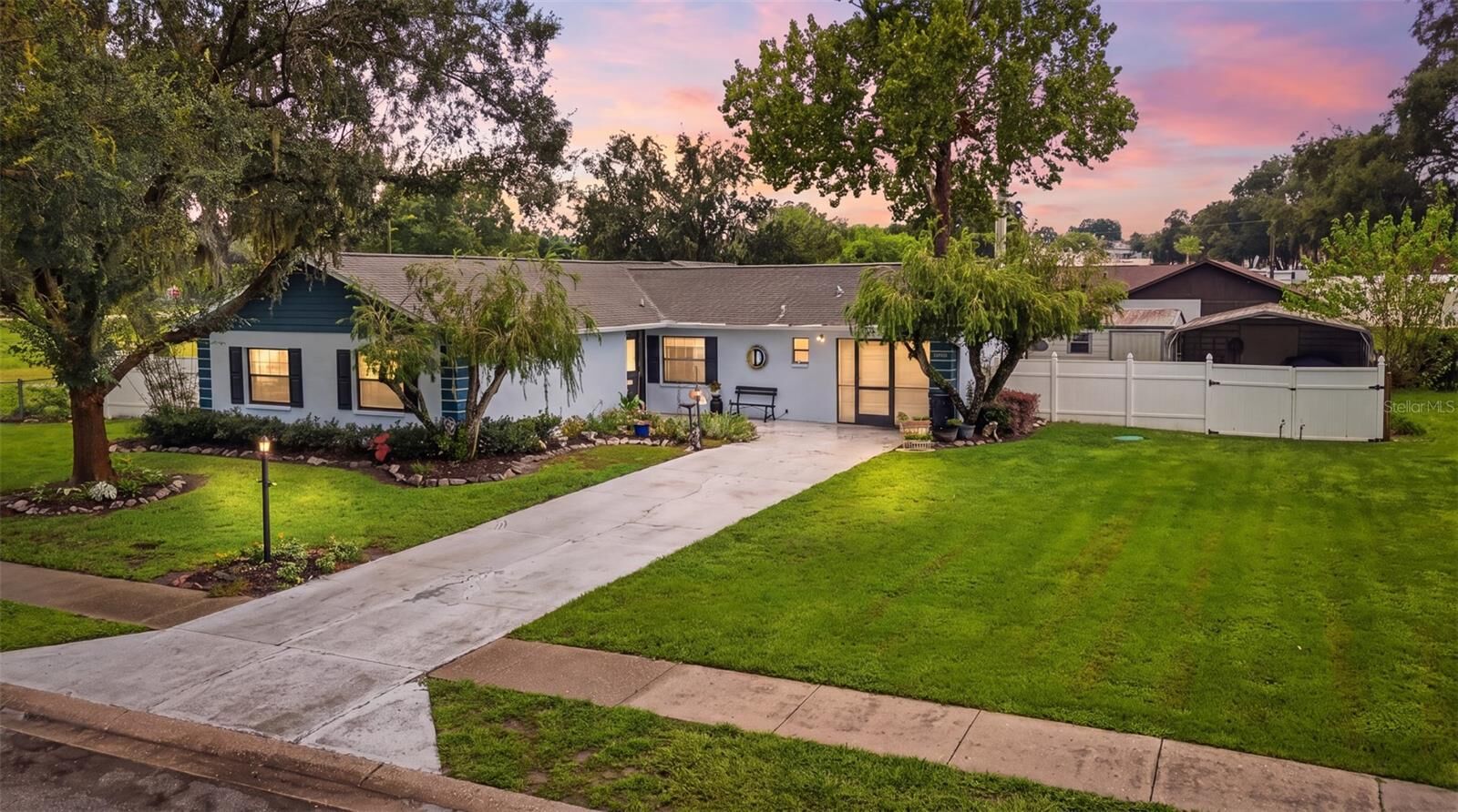 Property Photo: 38648 Ferm Circle FL 33540