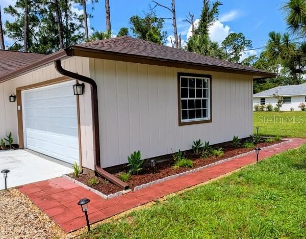 Property Photo: 3331 Traverse Avenue FL 34286