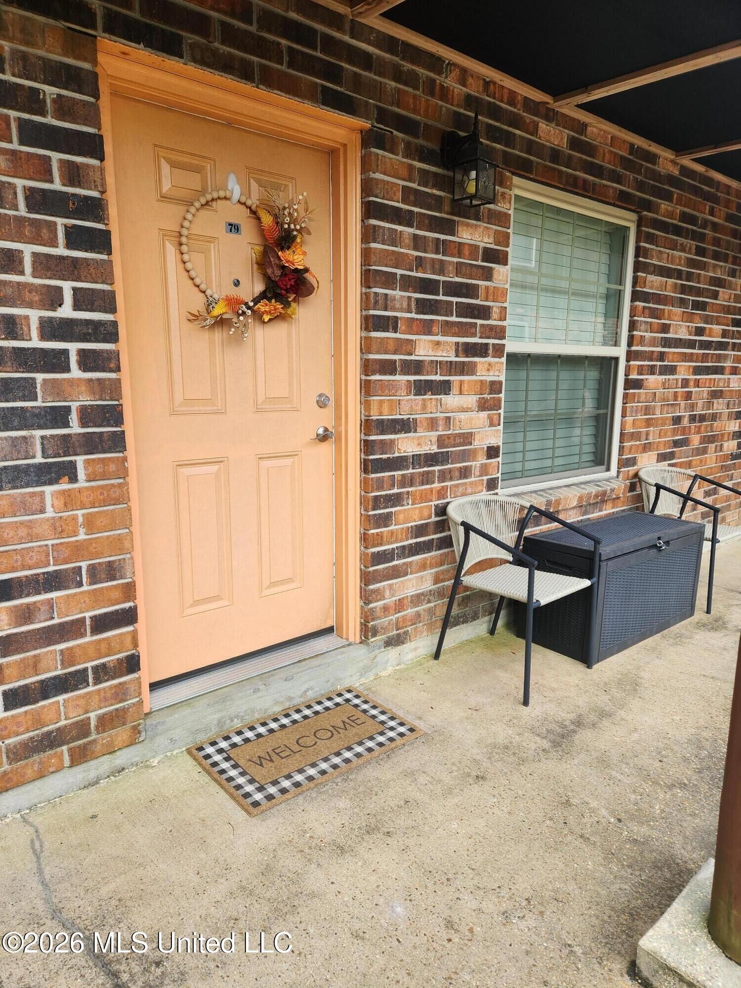 Property Photo:  1550 E 2nd Street  MS 39571 
