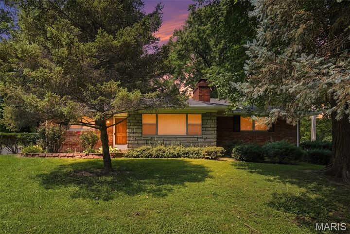 Property Photo:  1329 Coburg Lands Drive  MO 63137 