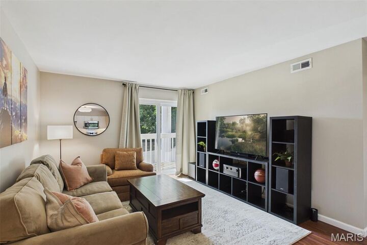 Property Photo:  667 S Kirkwood Road 202  MO 63122 