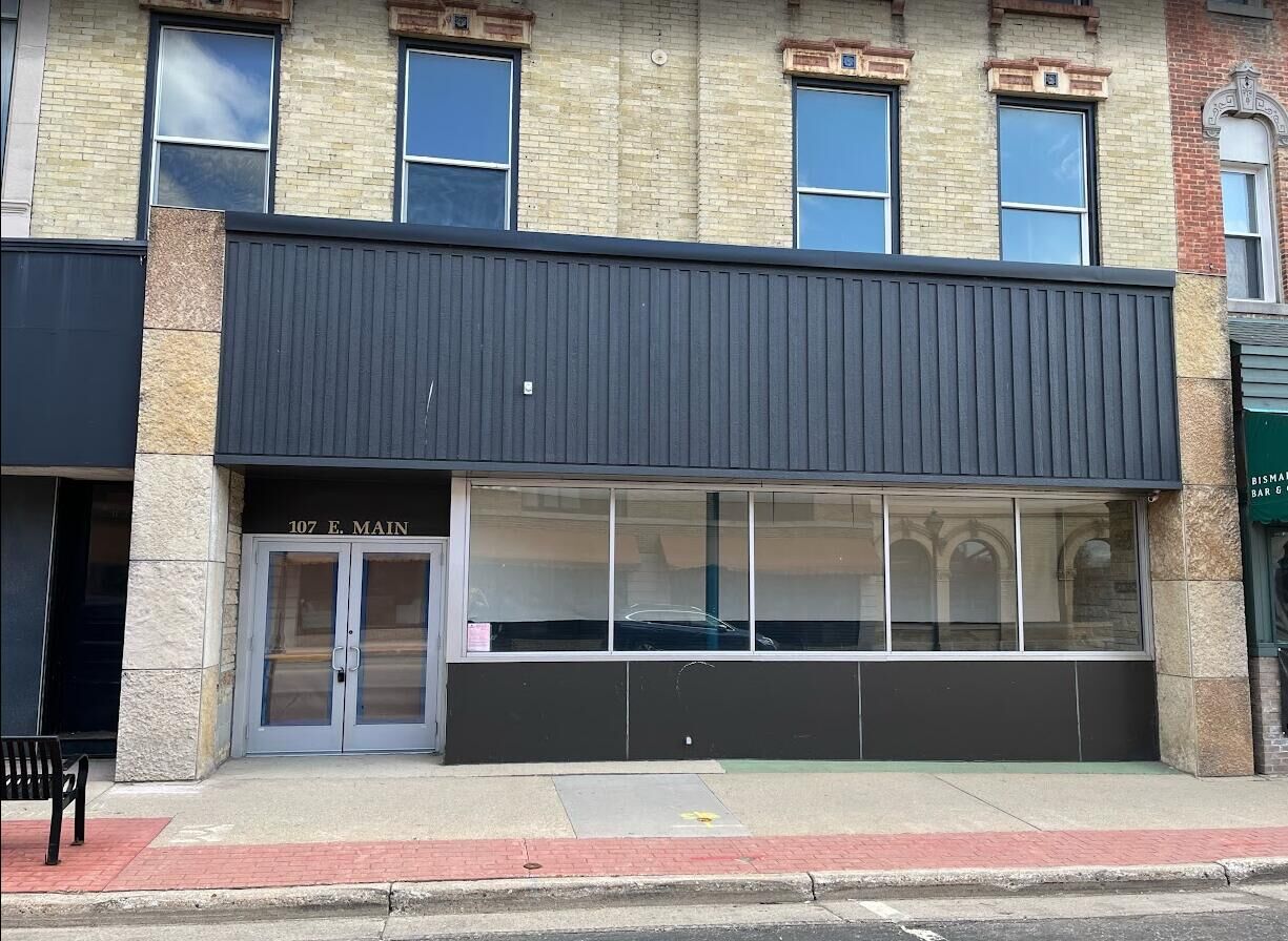 Property Photo:  107 E Main St  WI 53094 