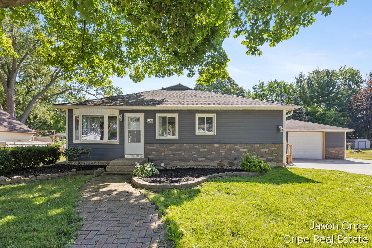 Property Photo: 5666 Park Avenue MI 49426