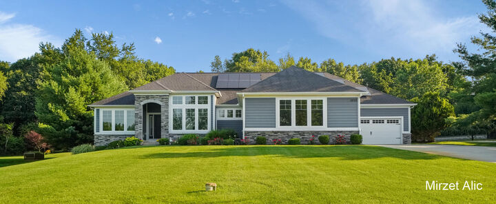 Property Photo: 5220 Canyon River Drive NE MI 49301