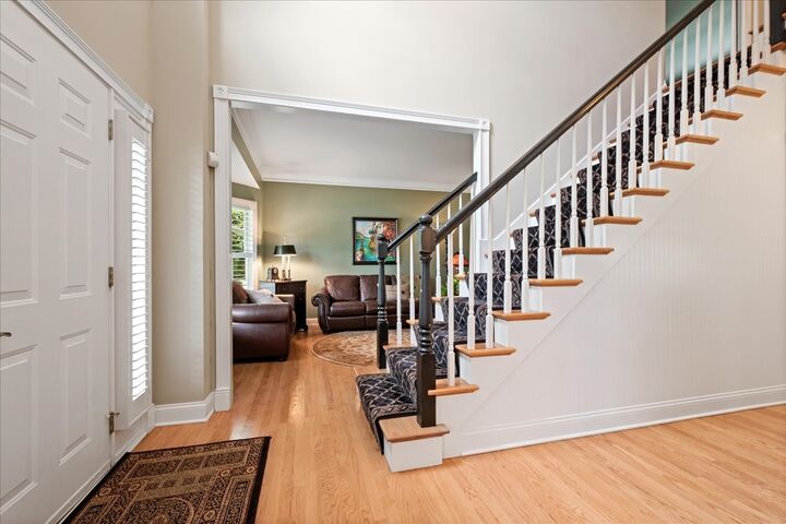 Property Photo: 2412 Shaker Court IL 60564