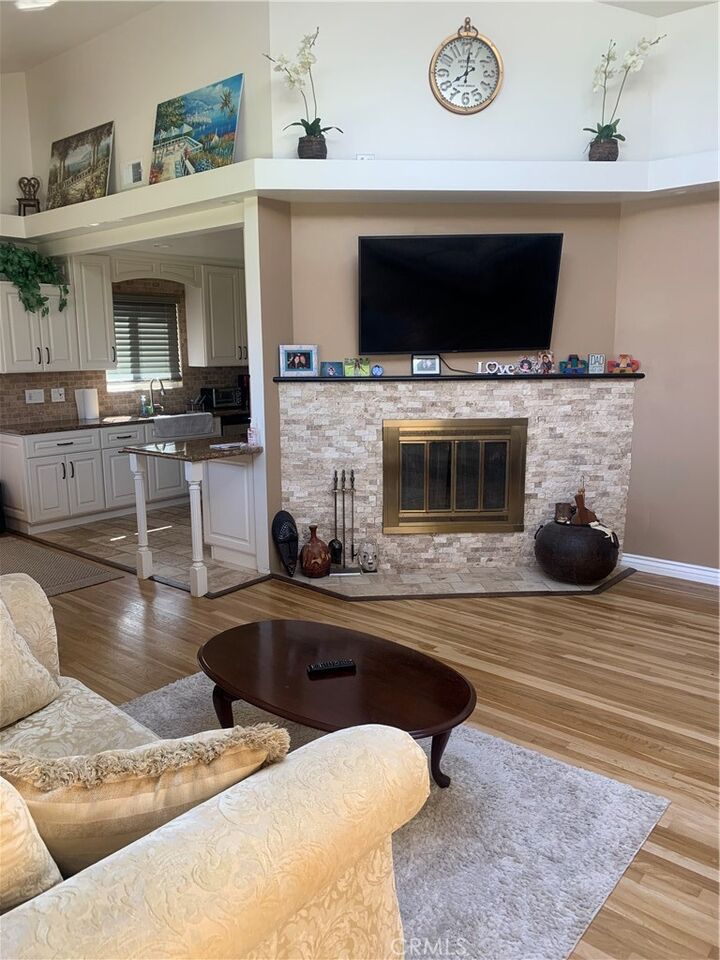 Property Photo:  3700 E Poppy Street  CA 90805 