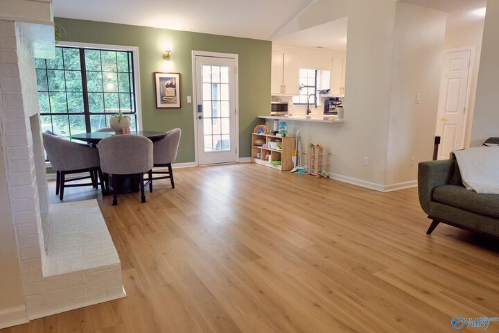 Property Photo: 735 Wynsom Drive SE AL 35803