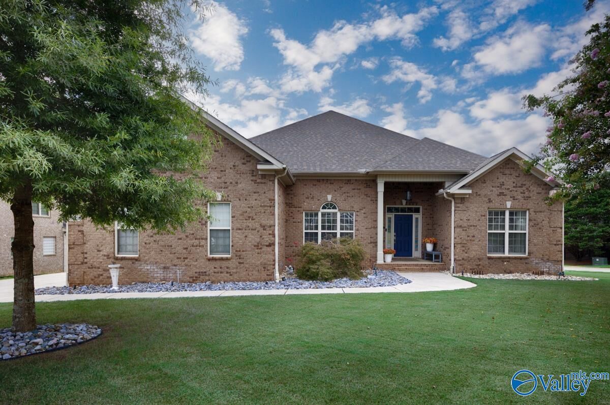 Property Photo: 7500 Old Valley Point AL 35763
