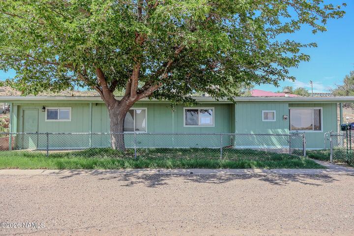 Property Photo: 104 La Jolla Street AZ 86025